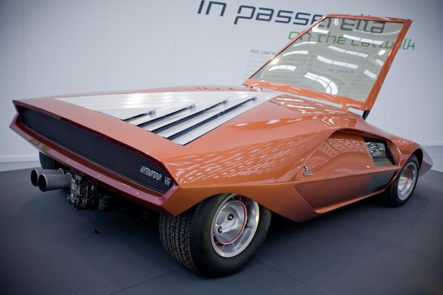  Lancia Stratos Zero Concept 1970 года  (фото 43 из 97)